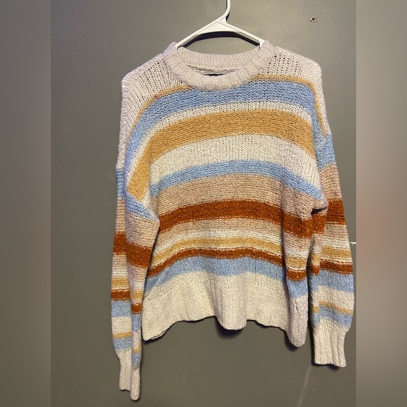 American Eagle Sweater - Picture 1 of 2